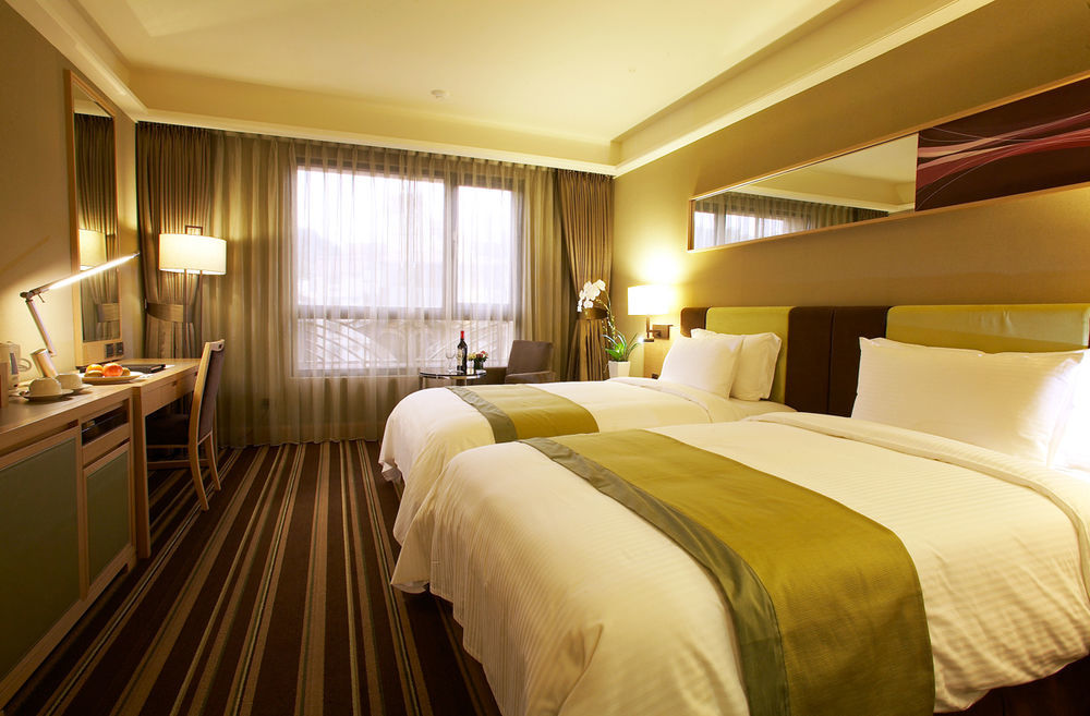 Fullon Hotel Taipei, East Shenkeng Bagian luar foto