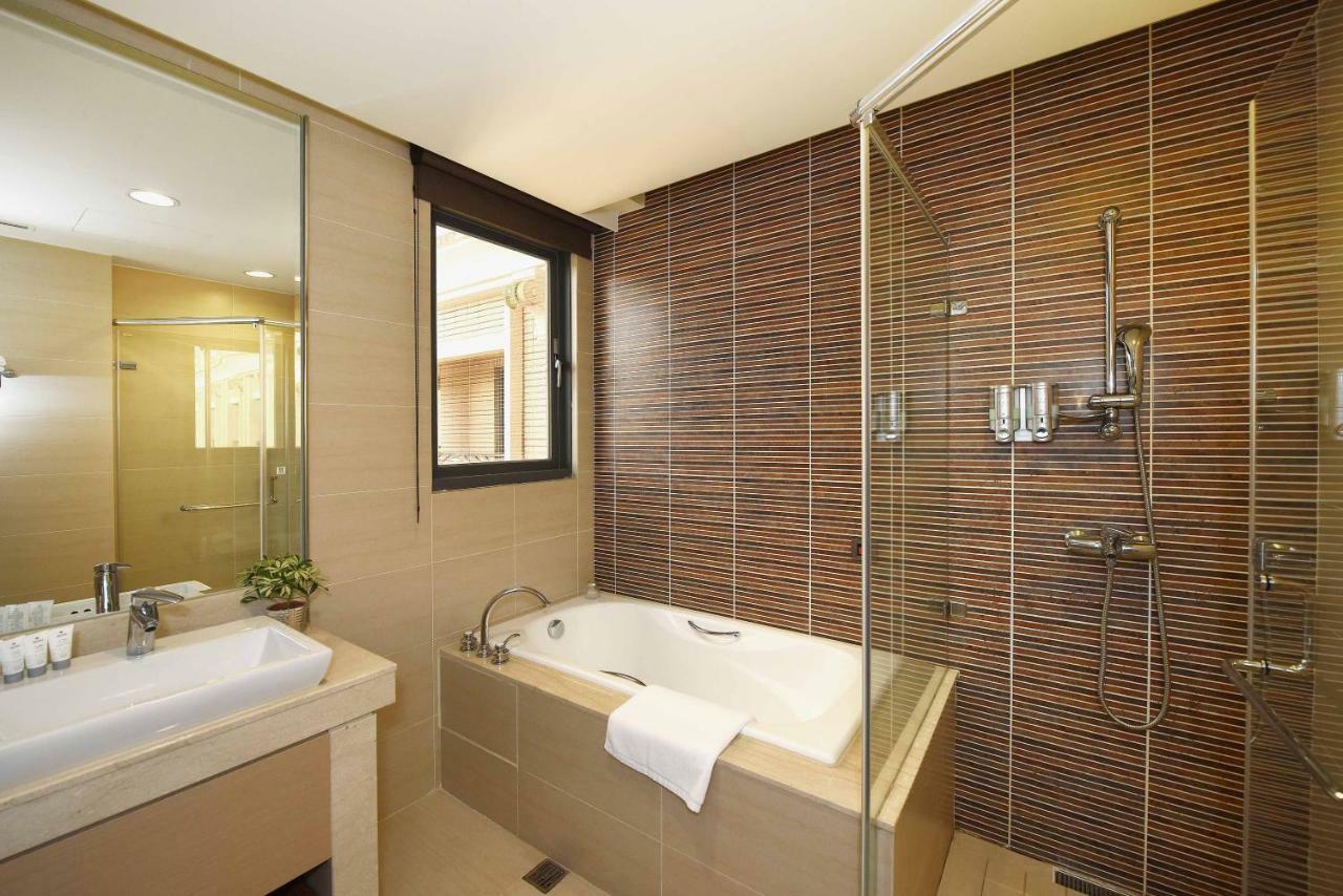 Fullon Hotel Taipei, East Shenkeng Bagian luar foto